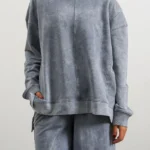 CLASSIC WASHED-EFFECT SWEATSHIRT