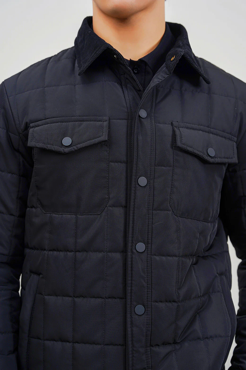 MAW24TP045-BLACK-QUILTED-HUNTER-JACKET-000000_18